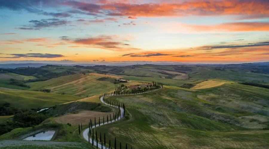 Droni per il turismo: come raccontare un territorio dall’alto 🌍🚁
